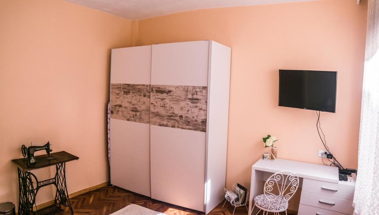 Проживание в семье Two Bedroom Apartment Downtown Ivanovi Варна-13