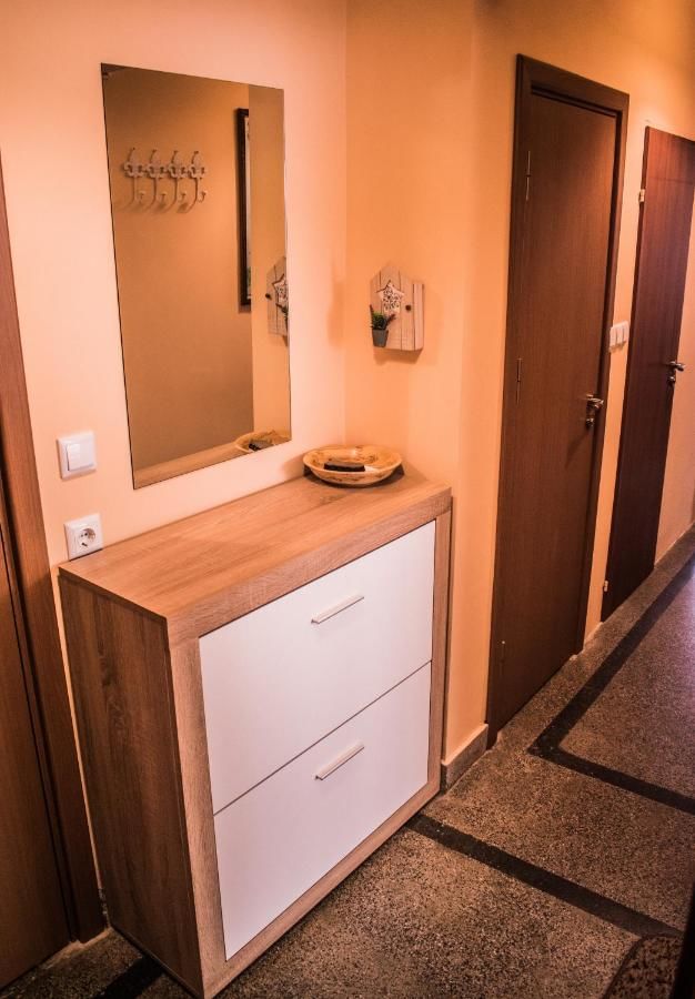 Проживание в семье Two Bedroom Apartment Downtown Ivanovi Варна-17