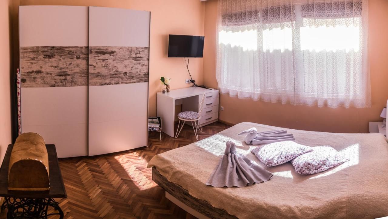 Проживание в семье Two Bedroom Apartment Downtown Ivanovi Варна-5