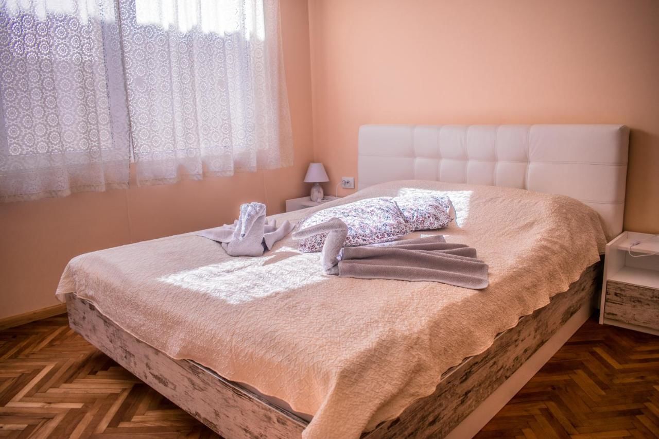 Проживание в семье Two Bedroom Apartment Downtown Ivanovi Варна-11