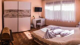Проживание в семье Two Bedroom Apartment Downtown Ivanovi Варна Апартаменты с 2 спальнями-2